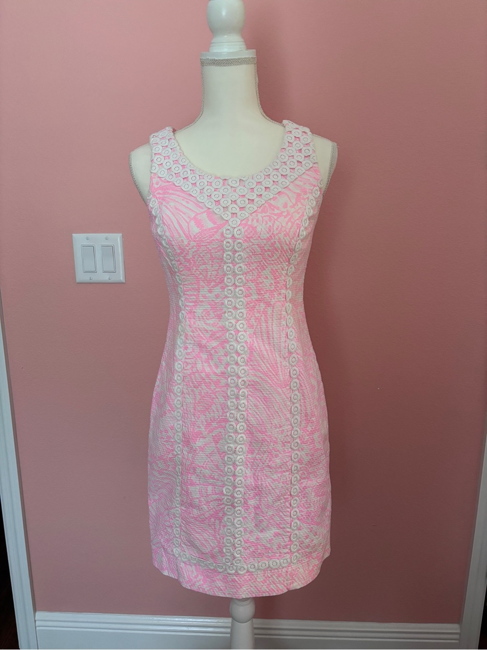 Lilly Pulitzer Pink and White Lace-Trim Sleeveless Shift Dress